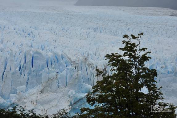 O fantástico glaciar Perito Moreno, no parque Nacional Los Glaciares, região de El Calafate, no sul da Argentina